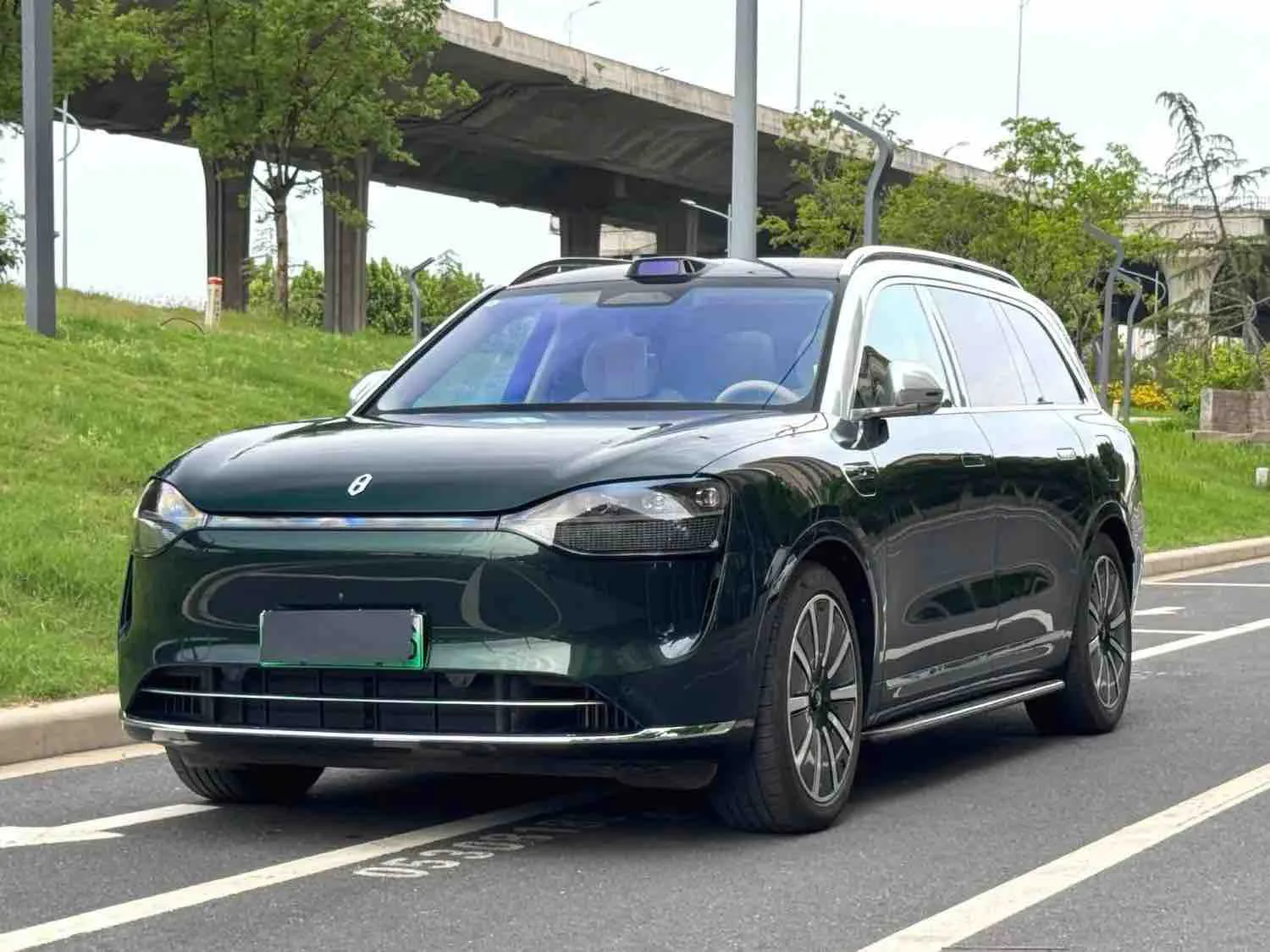 Wenjie M9 2024 Ultra Range Extended Edition 42kWh