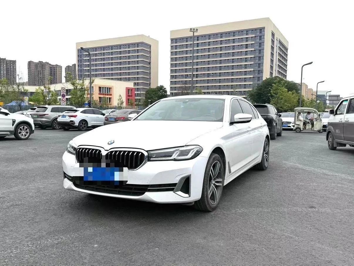 BMW 5 Series 2022 Facelift II 530Li Leading Model M Sport Package