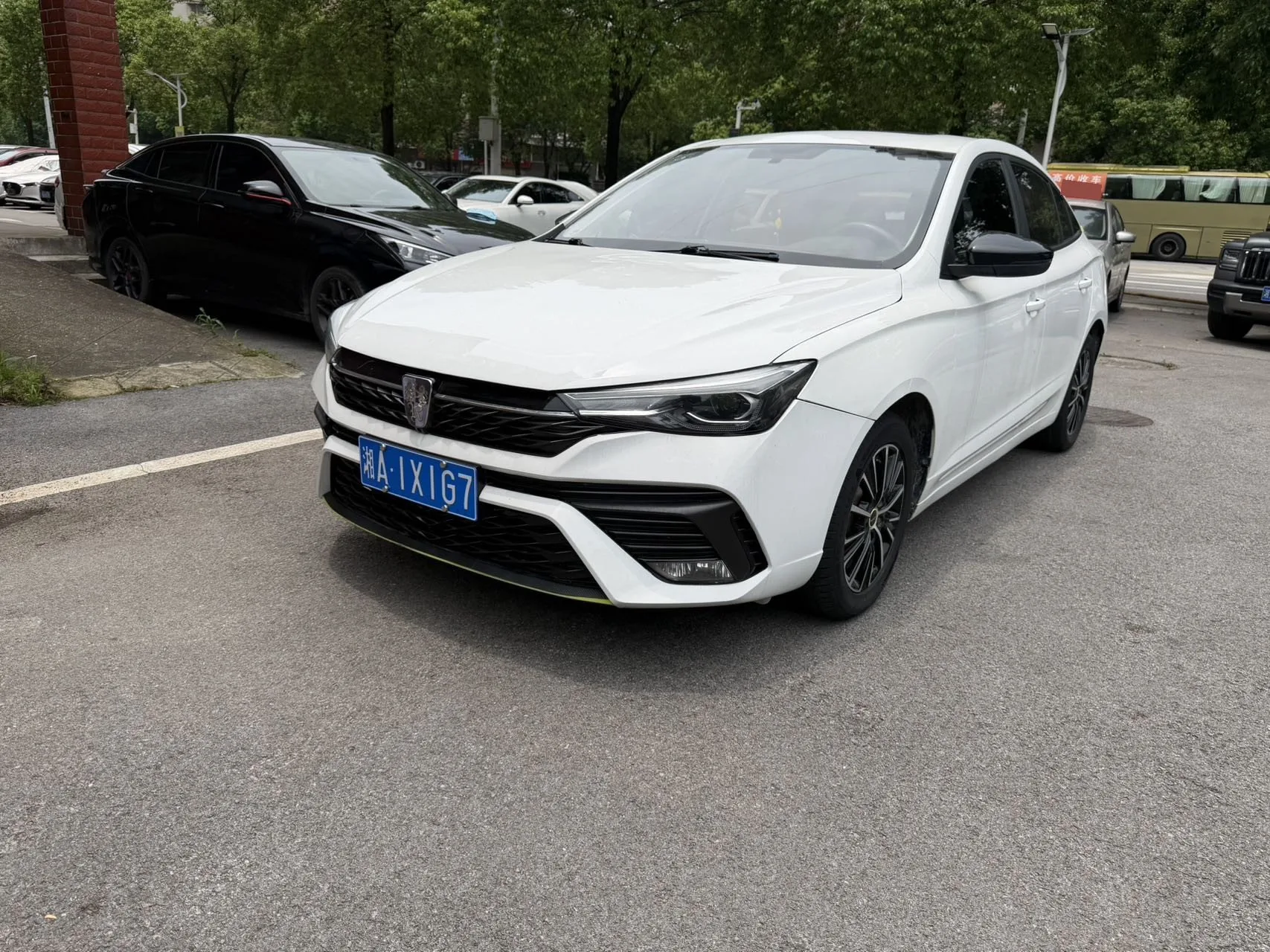 Roewe i5 2021 1.5L CVT Platinum Edition