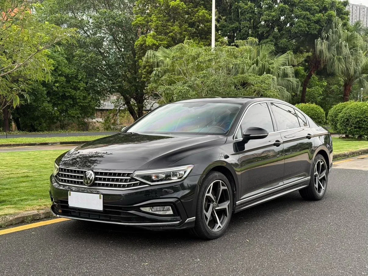 Volkswagen 2023 Magotan 2.0TSI 330TSI 2 Millionth Unit Commemorative Edition Leading Model Automatic Transmission
