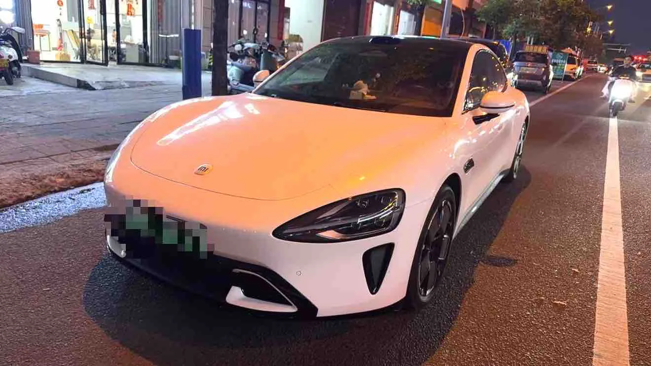 Xiaomi SU7 2024 Model, 830km Rear-Wheel Drive, Long Range, Advanced Intelligent Driving Pro Edition