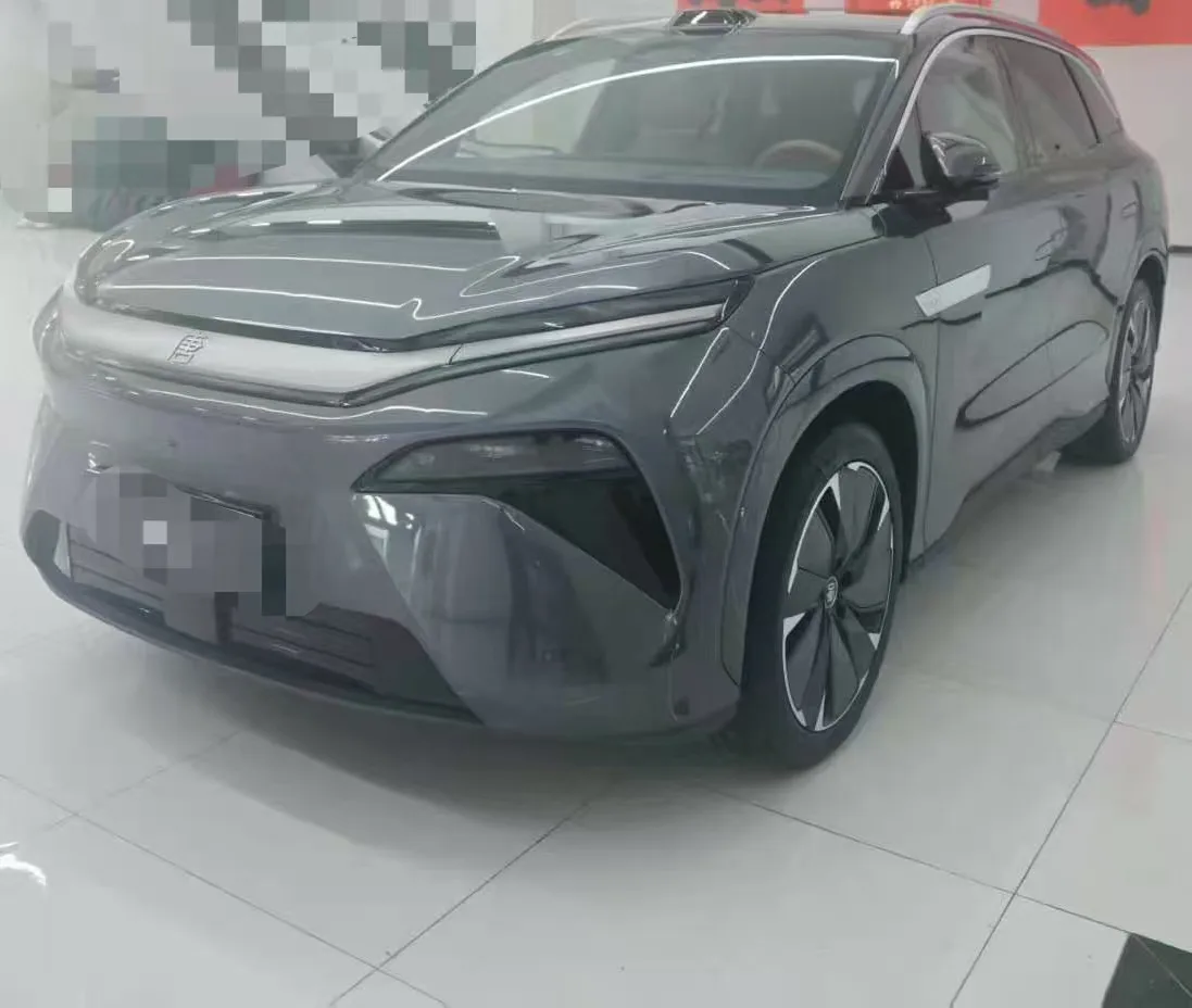 Tang L 2025 EV 600KM Four-Wheel Drive LiDAR Flagship Edition