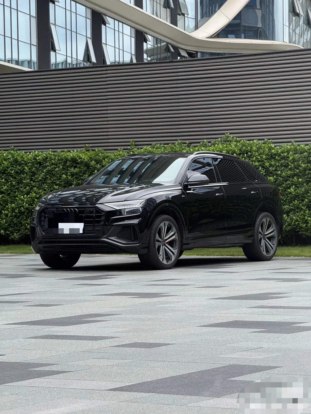 2022 Audi Q8 55 TFSI Sportline