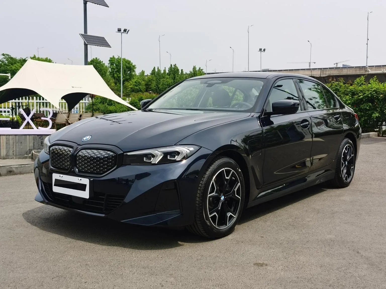 BMW 2025 i3 eDrive 40 L Shadow Edition Automatic
