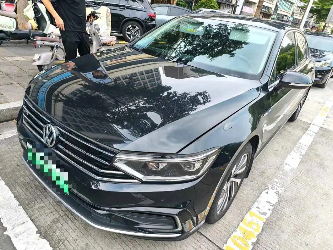 2020 Volkswagen Magotan GTE Plug-in Hybrid, GTE Luxury Trim