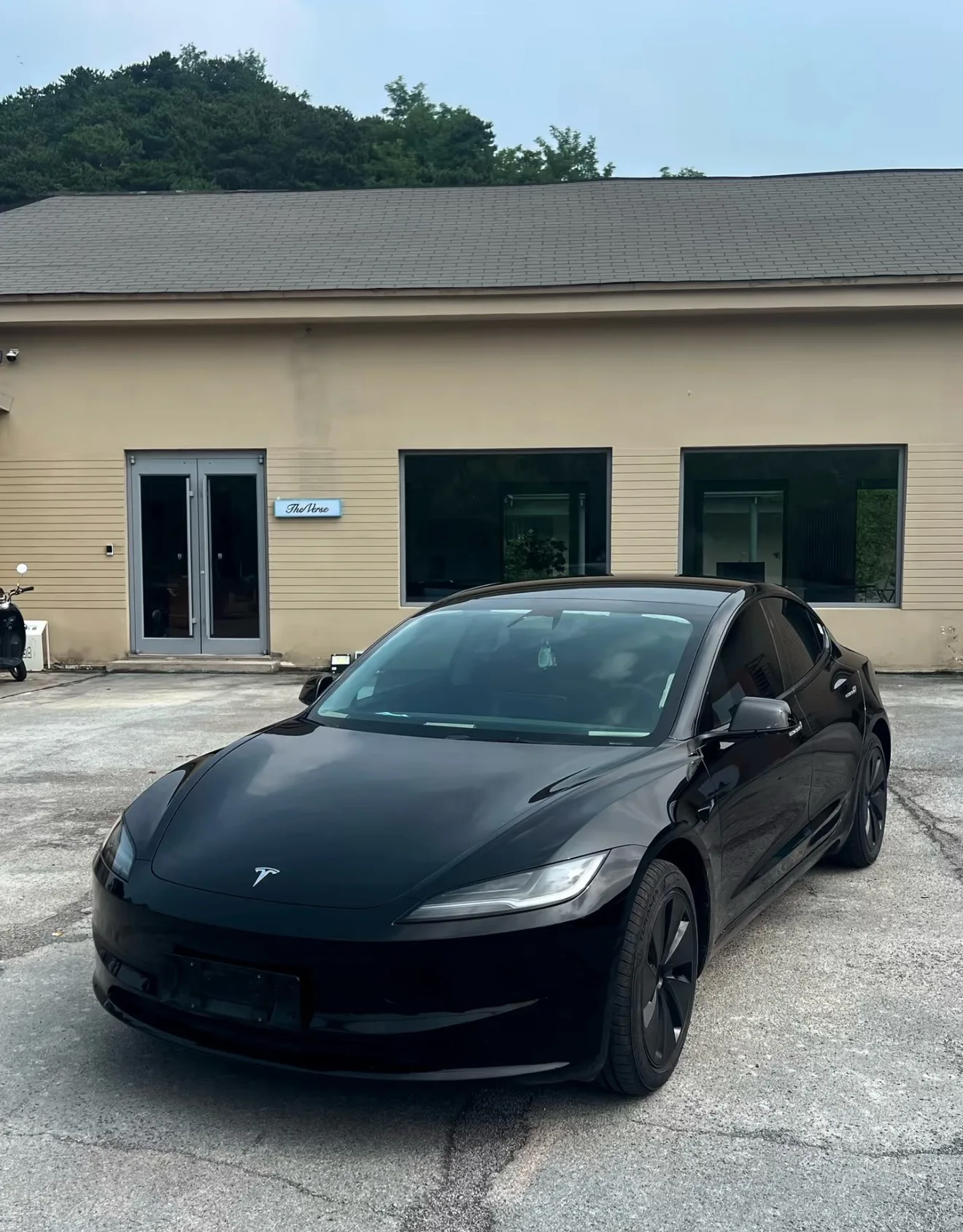 Tesla 2025 Model 3 Rear-Wheel Drive (Facelift) Automatic