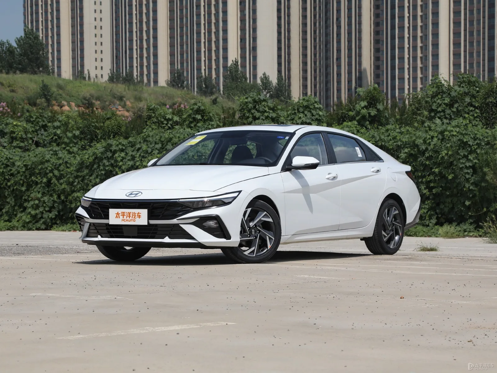 Beijing Hyundai Elantra 2023 1.5L GLX Elite — Modified new car for export from China (listing thumbnail)