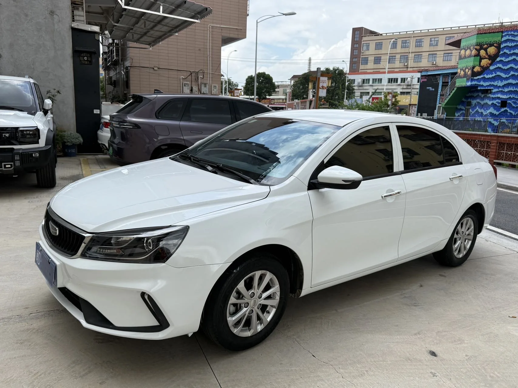 Geely Emgrand 2021 UP 1.5L CVT Comfort Model