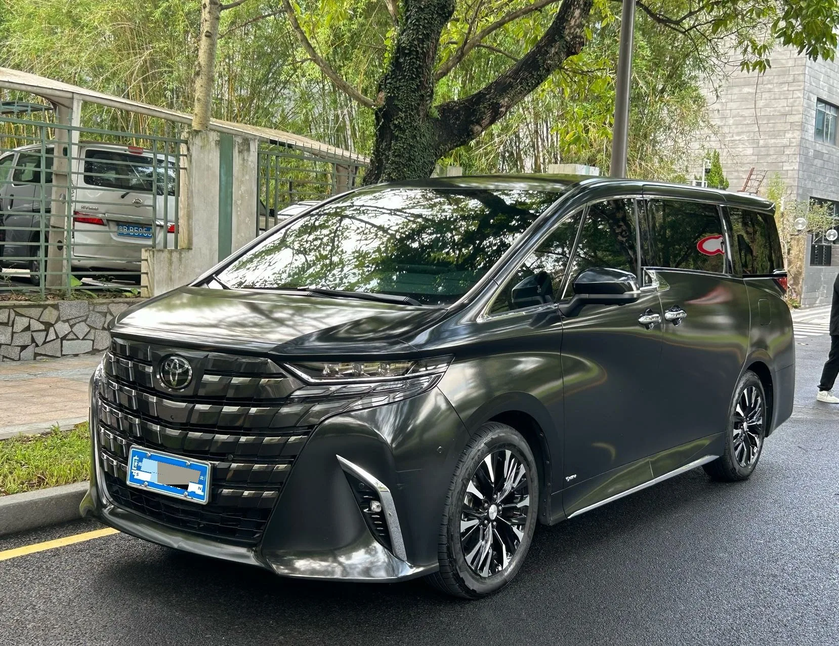 Toyota Alphard (Imported) 2024 Model Year Alphard 2.5 CVT Premium Edition Automatic Transmission