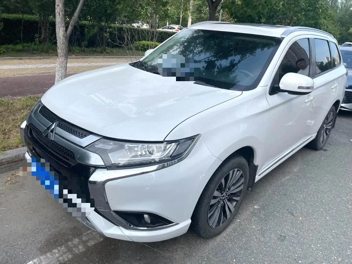 2021 Outlander Facelift 2.0L 2WD Comfort Edition 5-Seater