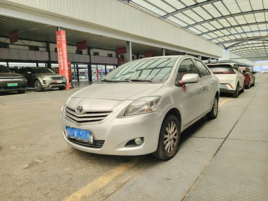 Vios 2011 模型 年 1.6升 GL-i 天窗 版 在