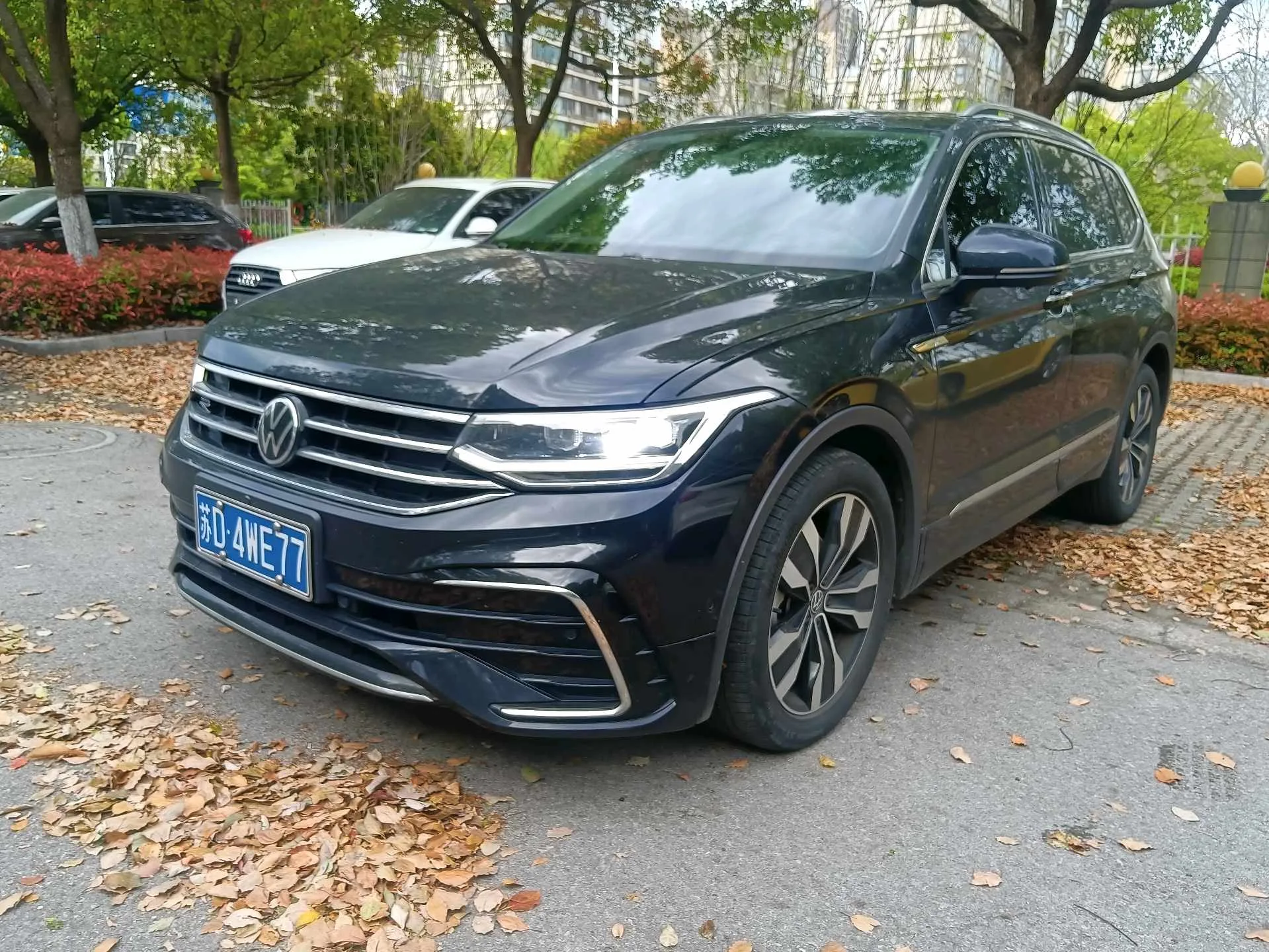 Volkswagen 2023 Tiguan L R-Line 2.0 TSI 330 TSI Front-Wheel Drive R-Line "Yuexiang" Edition (Facelift) Automatic Transmission