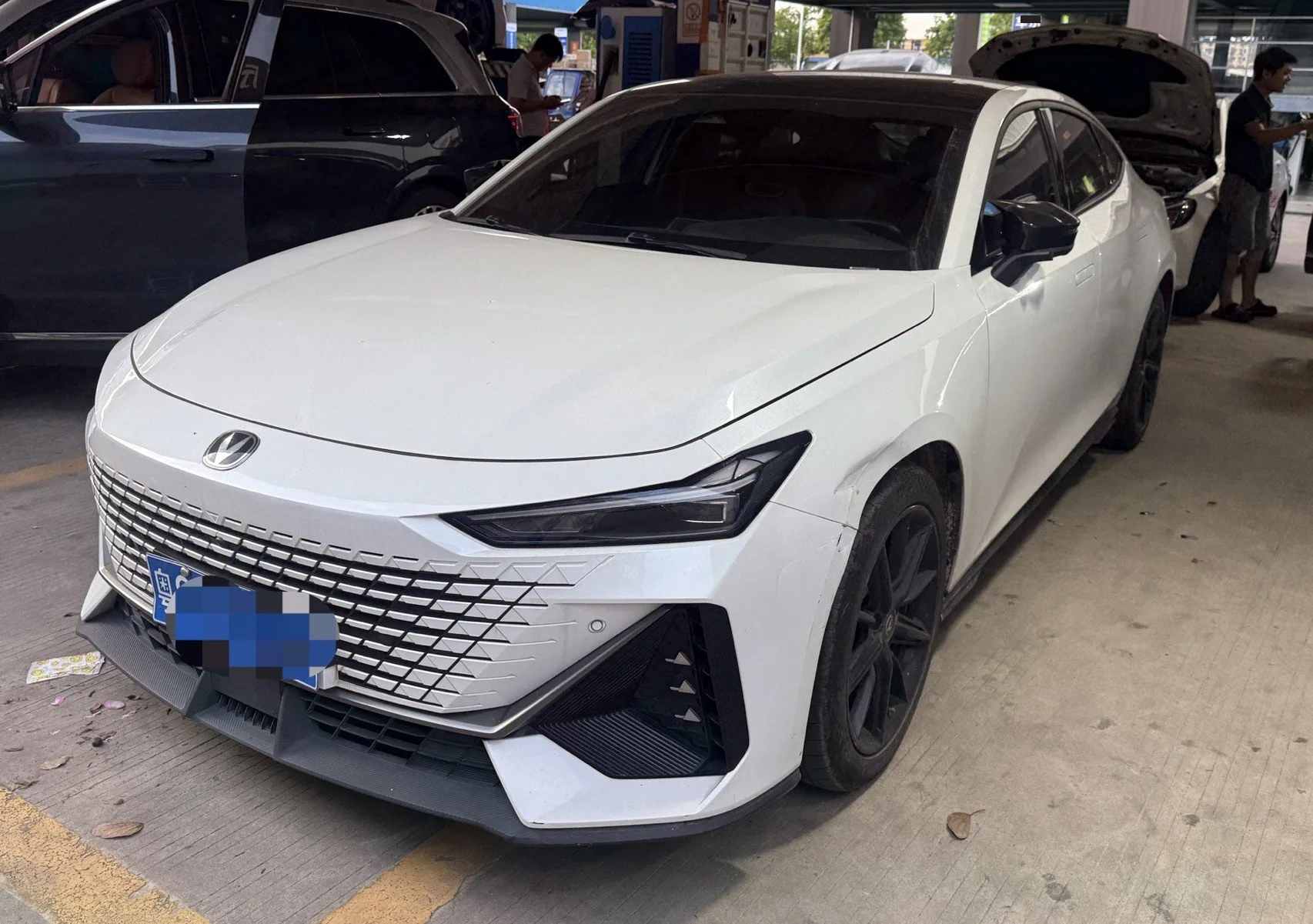 Changan 2023 UNI-V 1.5T Premium Automatic