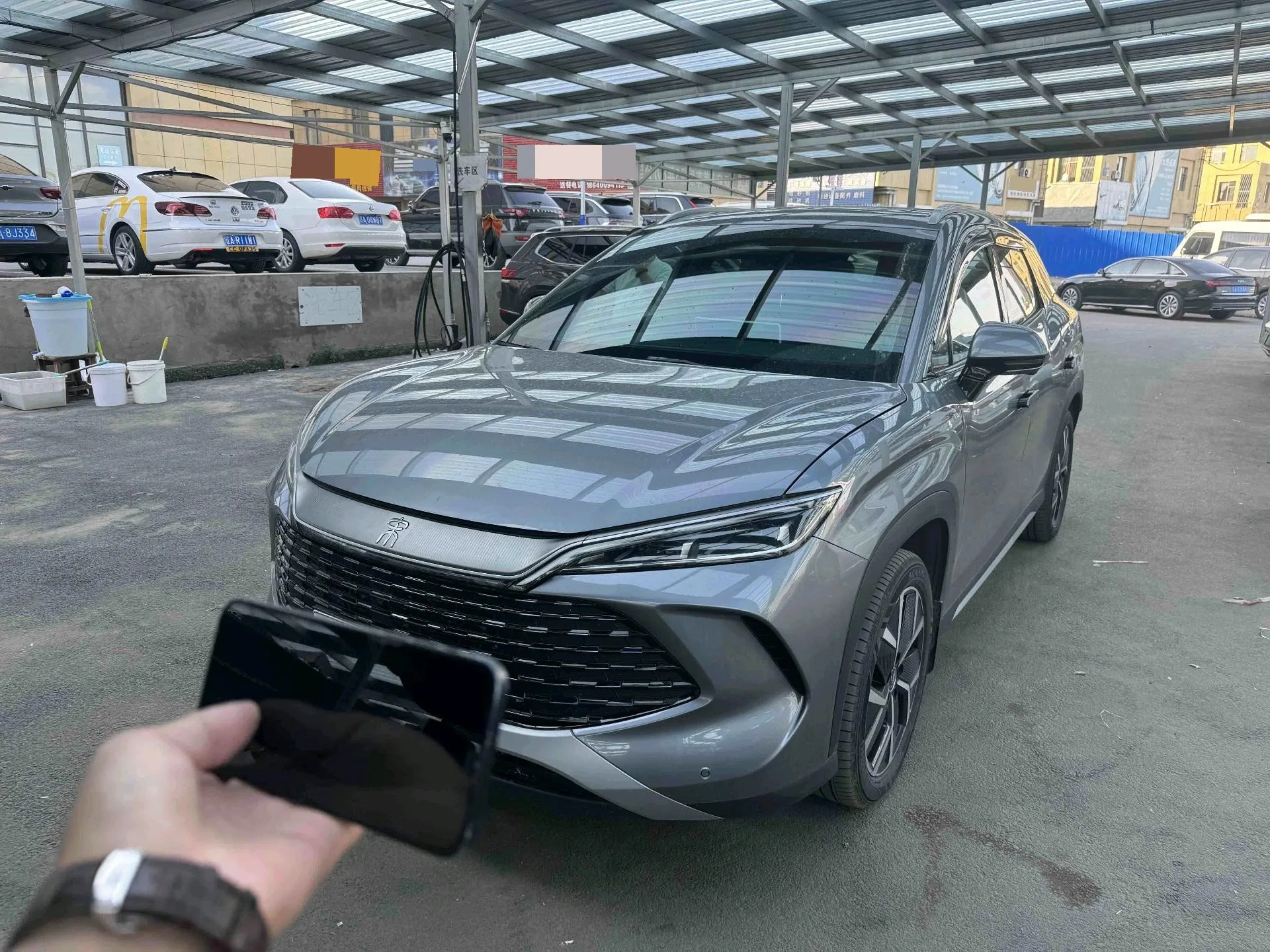 世界 2024 歌曲 L DM-i 1.5 CVT 160公里/小时 优越的 版 自动的