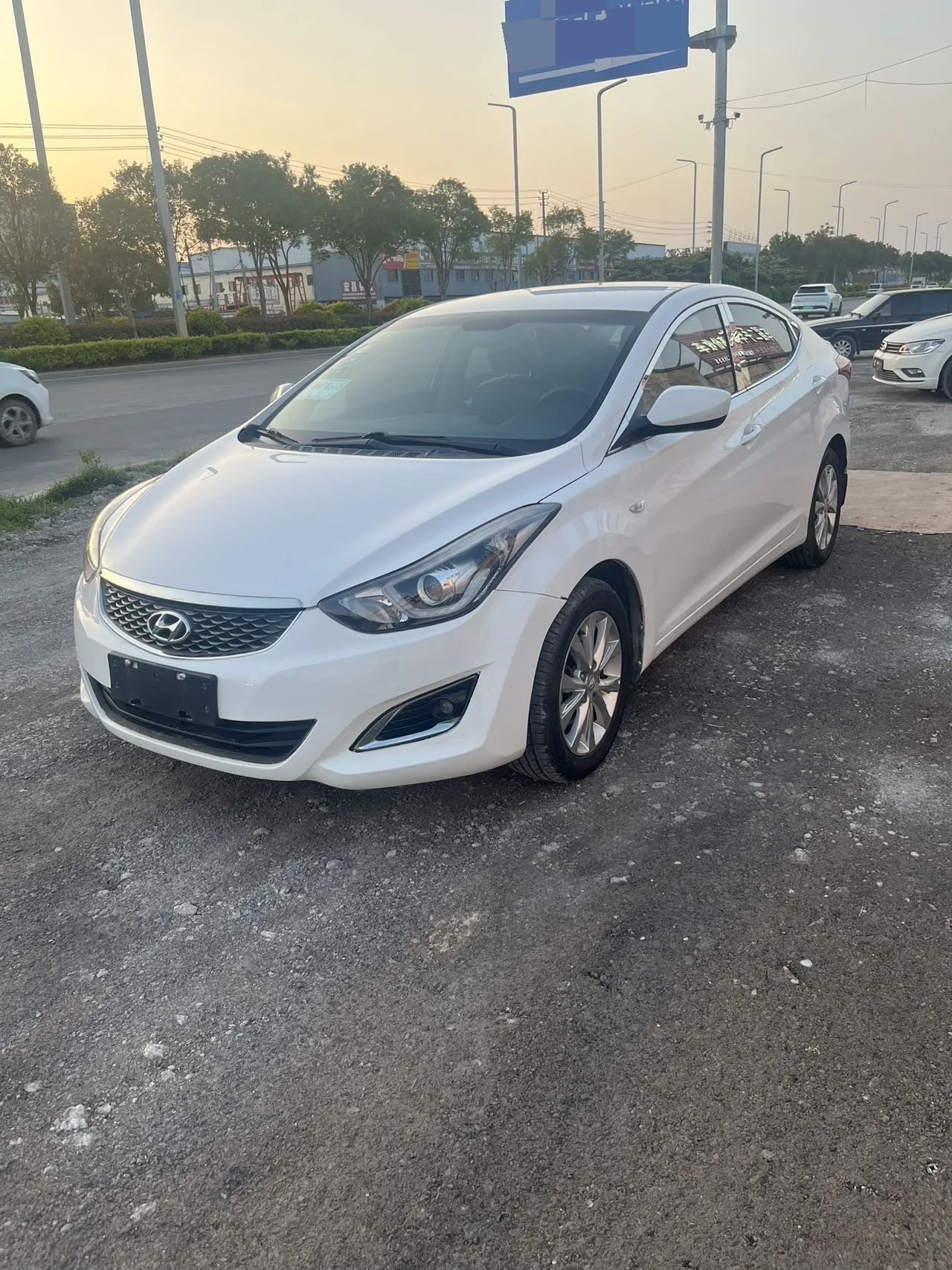 Hyundai Elantra 2016 1.6L Automatic Smart Edition