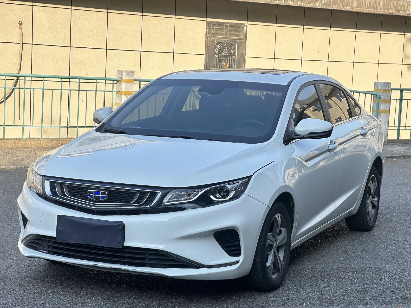 Geely Emgrand GL 2018 1.4T DCT Elite Intelligent Connected Edition