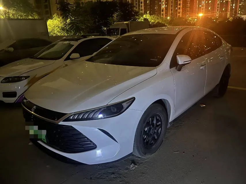BYD 2025 Qin PLUS DM-i 1.5 CVT Intelligent Driving Edition 55KM Leading Model Automatic