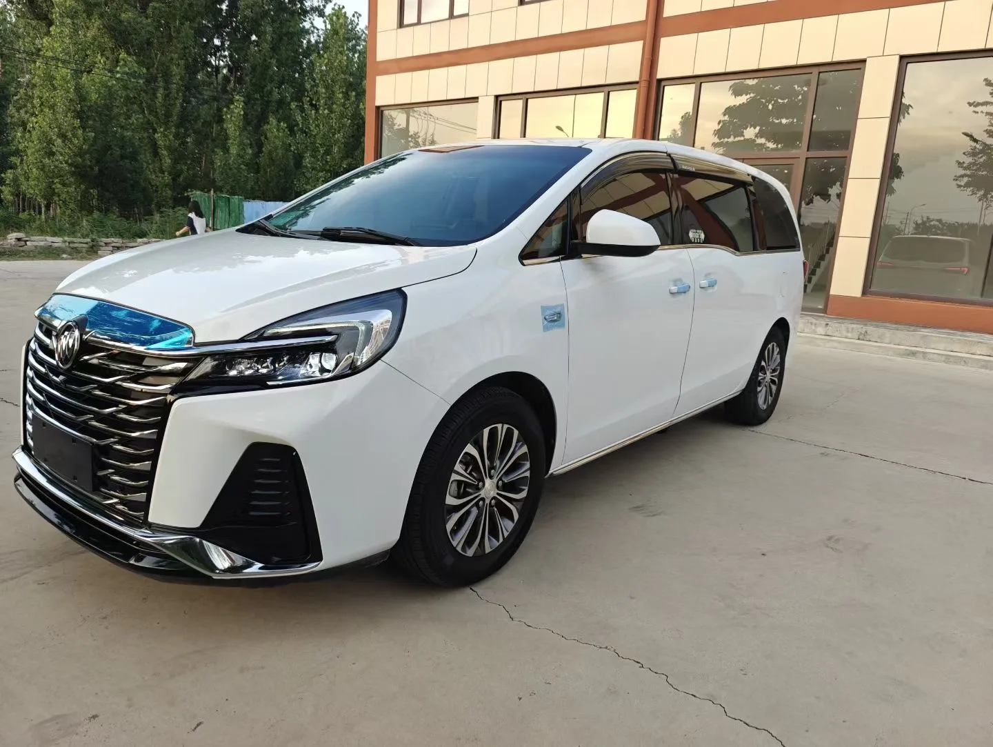 Buick GL8 2023 Land Business Class 652T Smart Edition