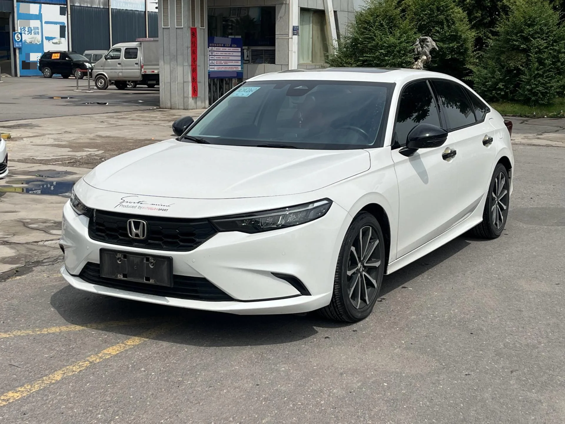 时髦的 2022 240TURBO CVT 幻影 夜晚 科技 版