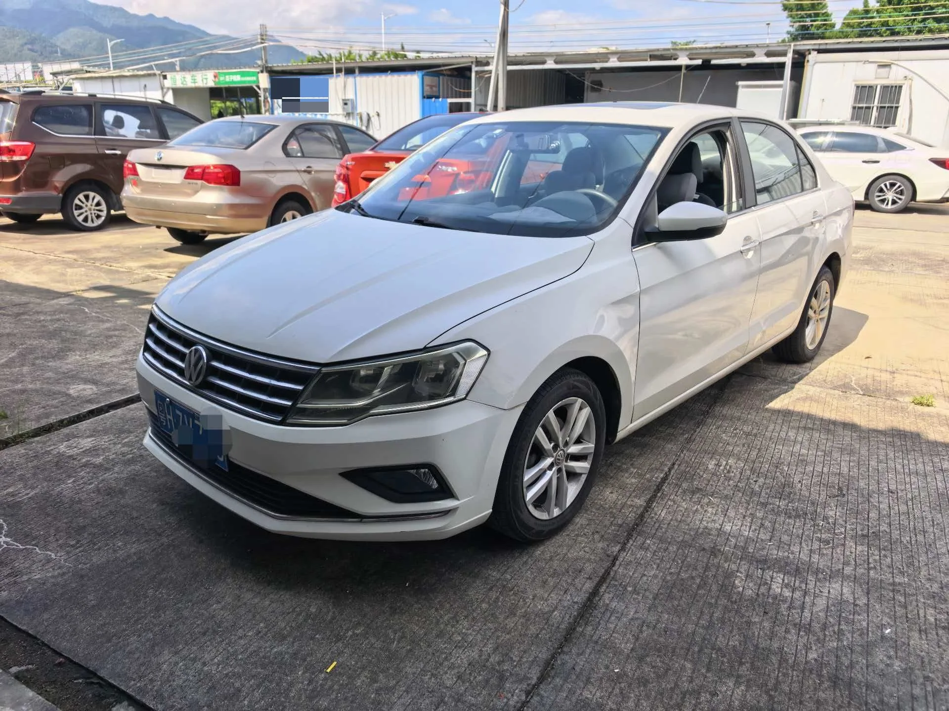Jetta 2017 Model Year 1.5L Automatic Comfort Trim