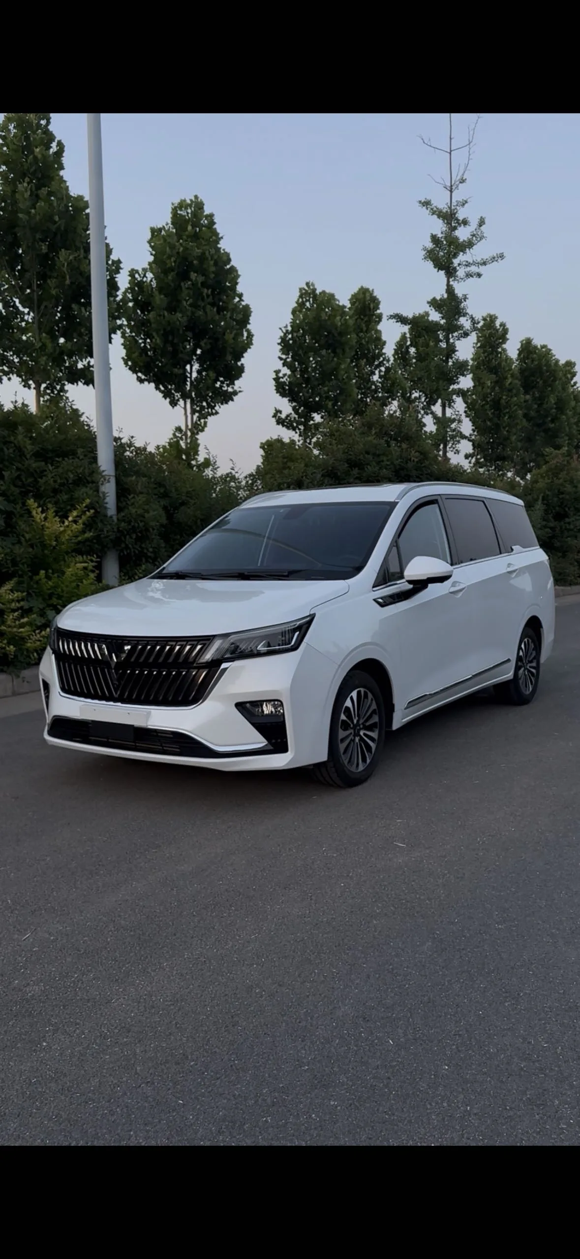 Wuling Jiachen 2022 1.5T CVT Premium Flagship Edition