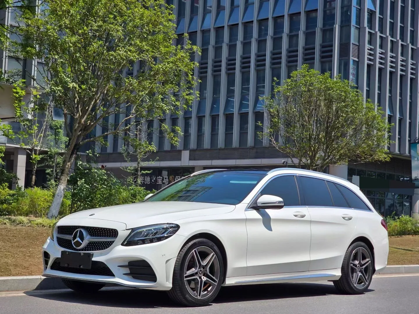 Mercedes-Benz C-Class (Imported) 2020 Facelift C 260 Estate