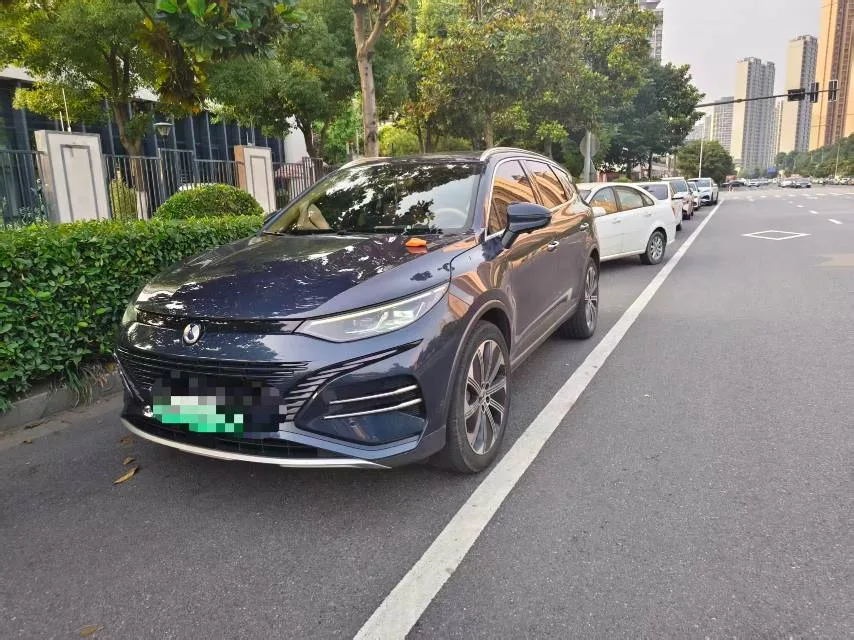 Denza N8 2023 All-Wheel Drive Super Hybrid Flagship Six-Seater Edition