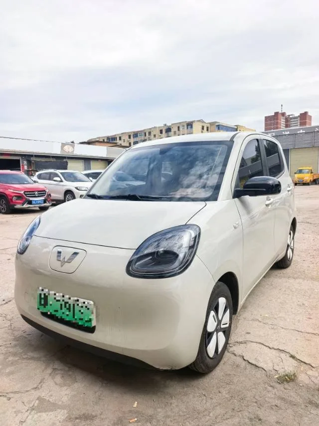 Wuling 2025 Hongguang MINI EV Four-Door Advanced Model Automatic