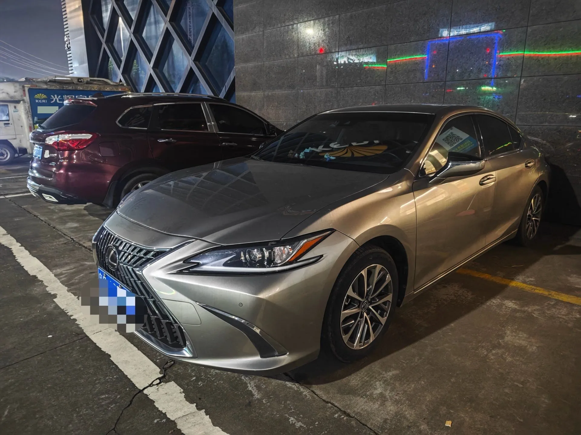 Lexus ES 2022 200 Premium Edition
