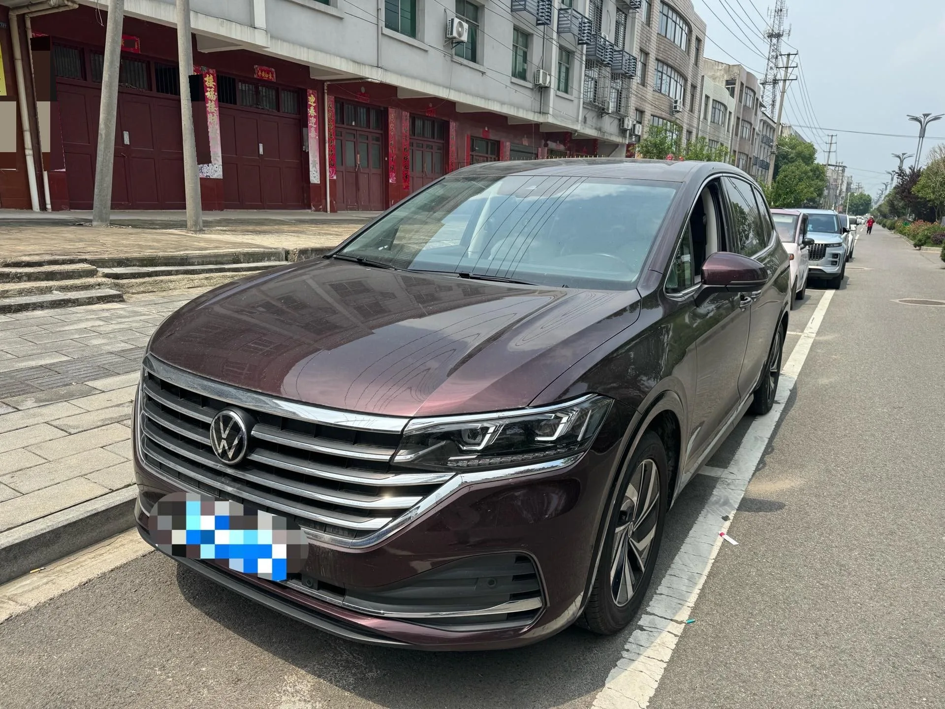 Viloran 2022 380TSI Premium Edition