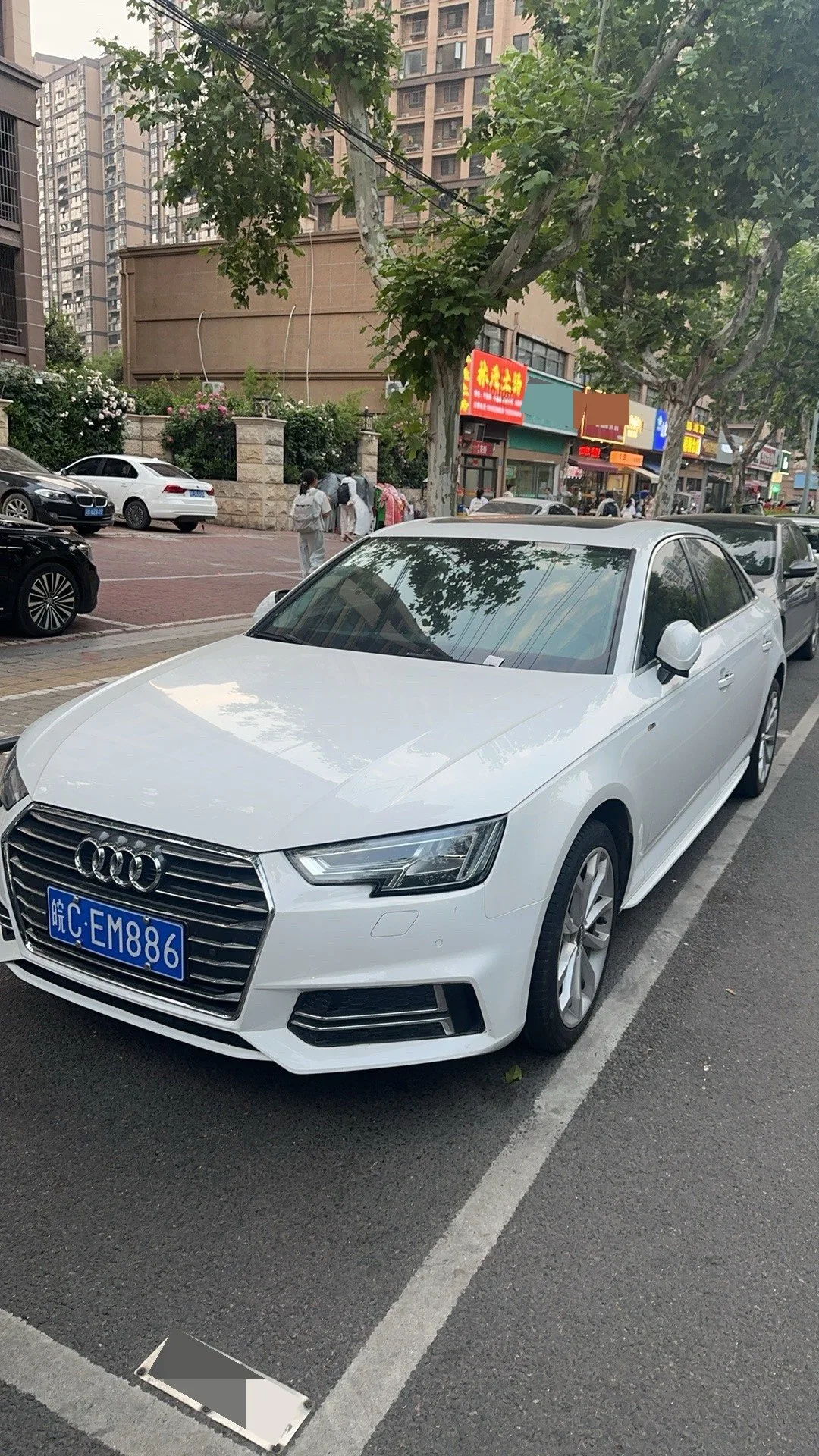 Audi A4L 2018 30th Anniversary Edition 40 TFSI Fashion Model
