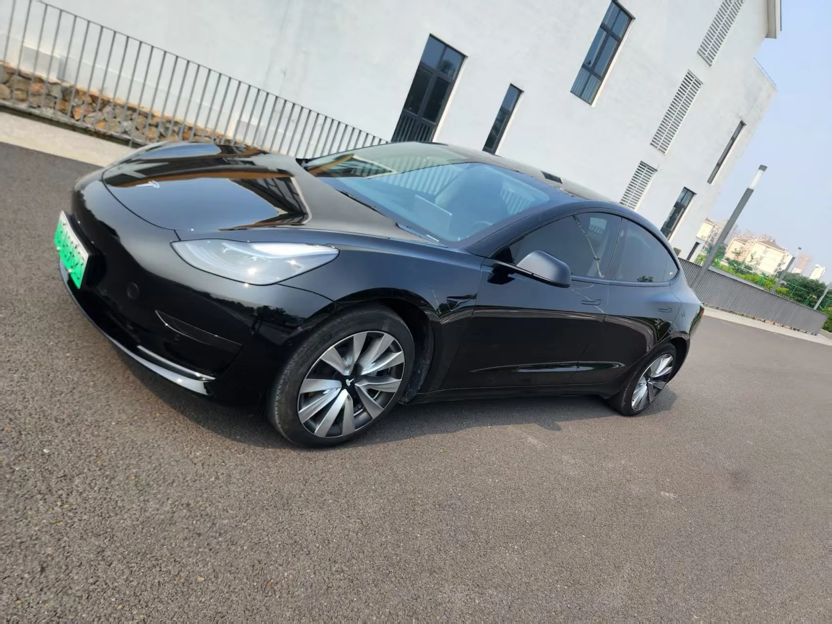 Model 3 2022 Rear-Wheel Drive