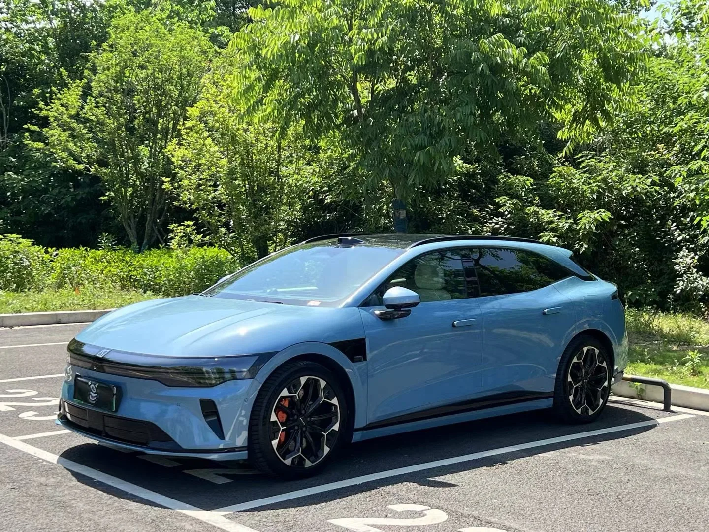 JiKrypton 2025 Model JiKrypton 007GT 4WD Intelligent Driving Edition 75kWh Automatic