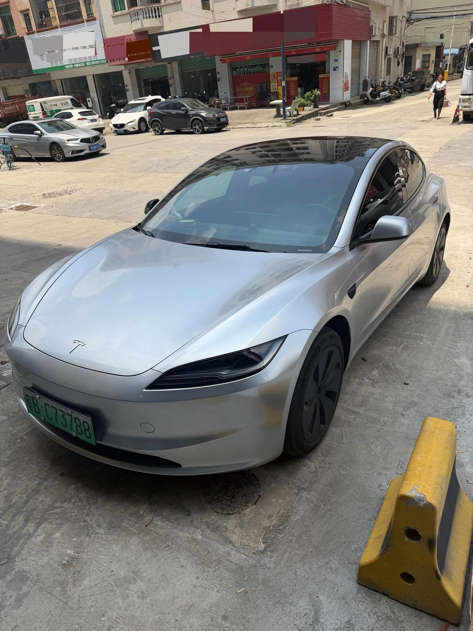 Model 3 2023 Rear-Wheel Drive