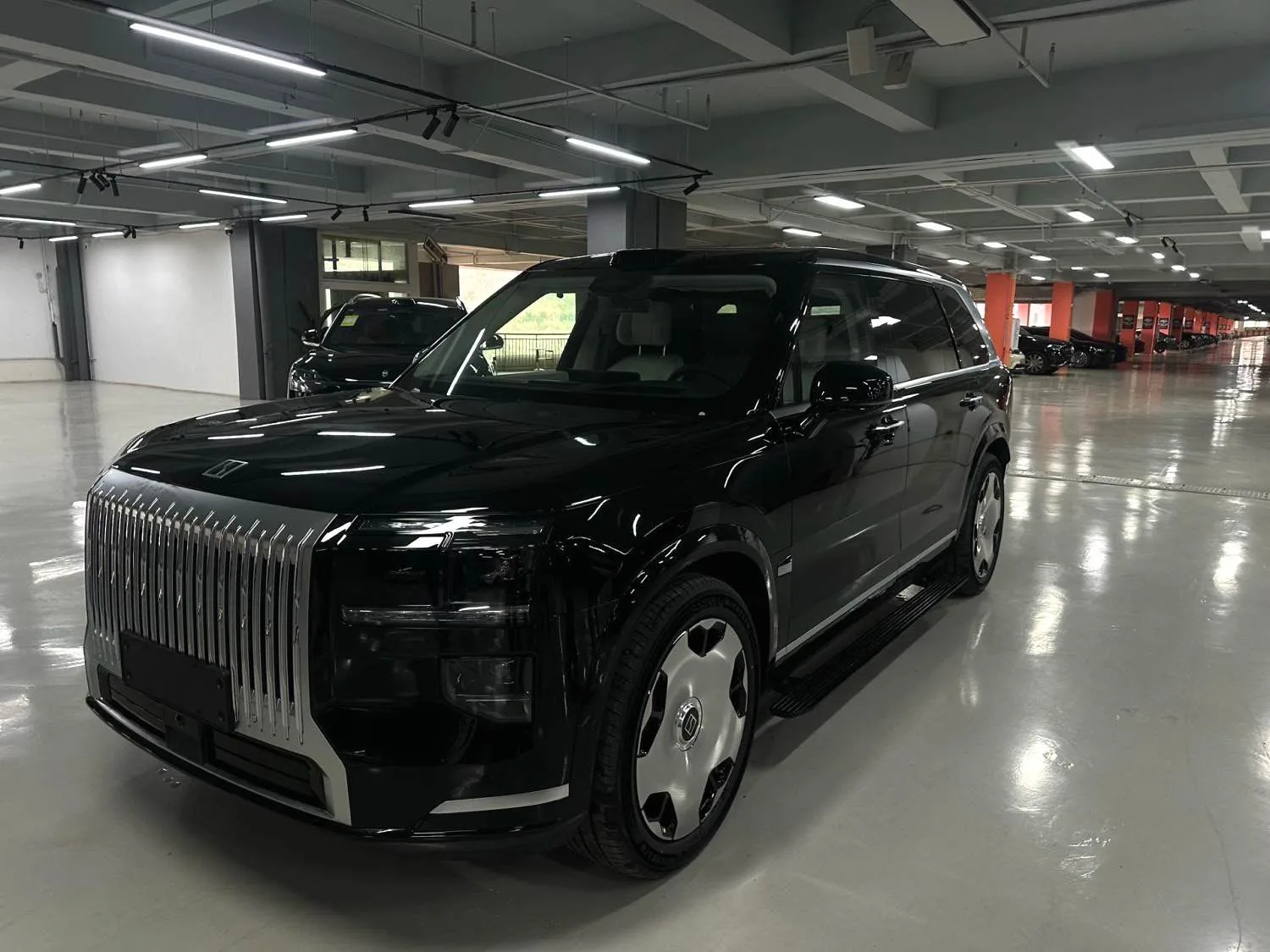 Женский 2025 Модель Женский 9X 2,0 Т Ультра Версия 55 кВт·ч Автоматический