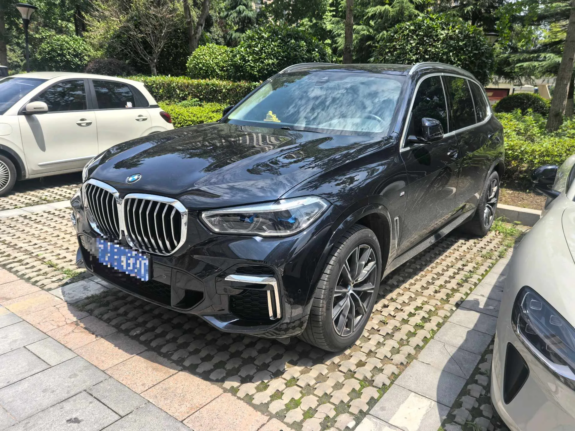 BMW X5 2022 xDrive 30Li Luxury M Sport Package