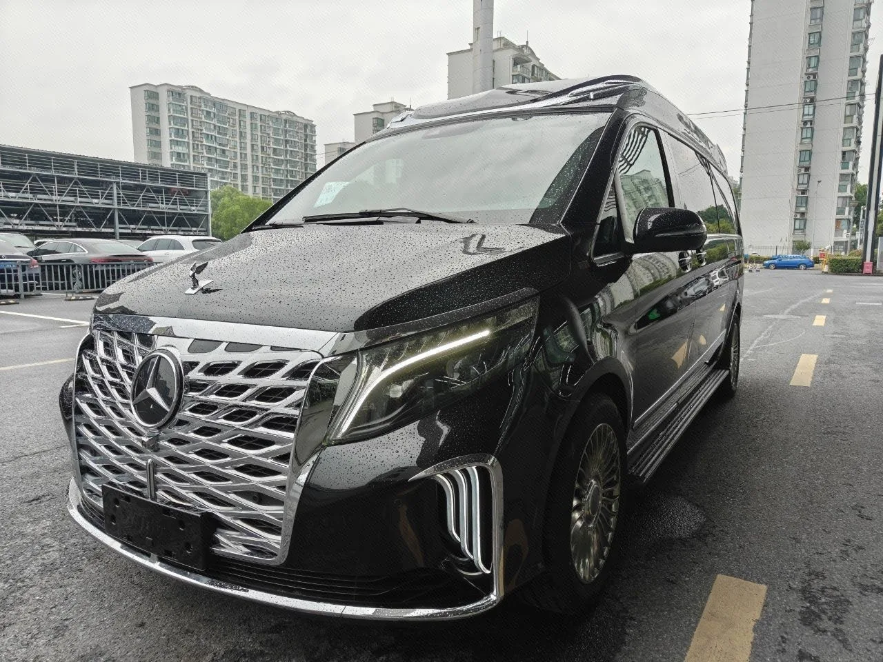 Mercedes-Benz 2023 Vito 2.0T Business Edition 7-seater Automatic