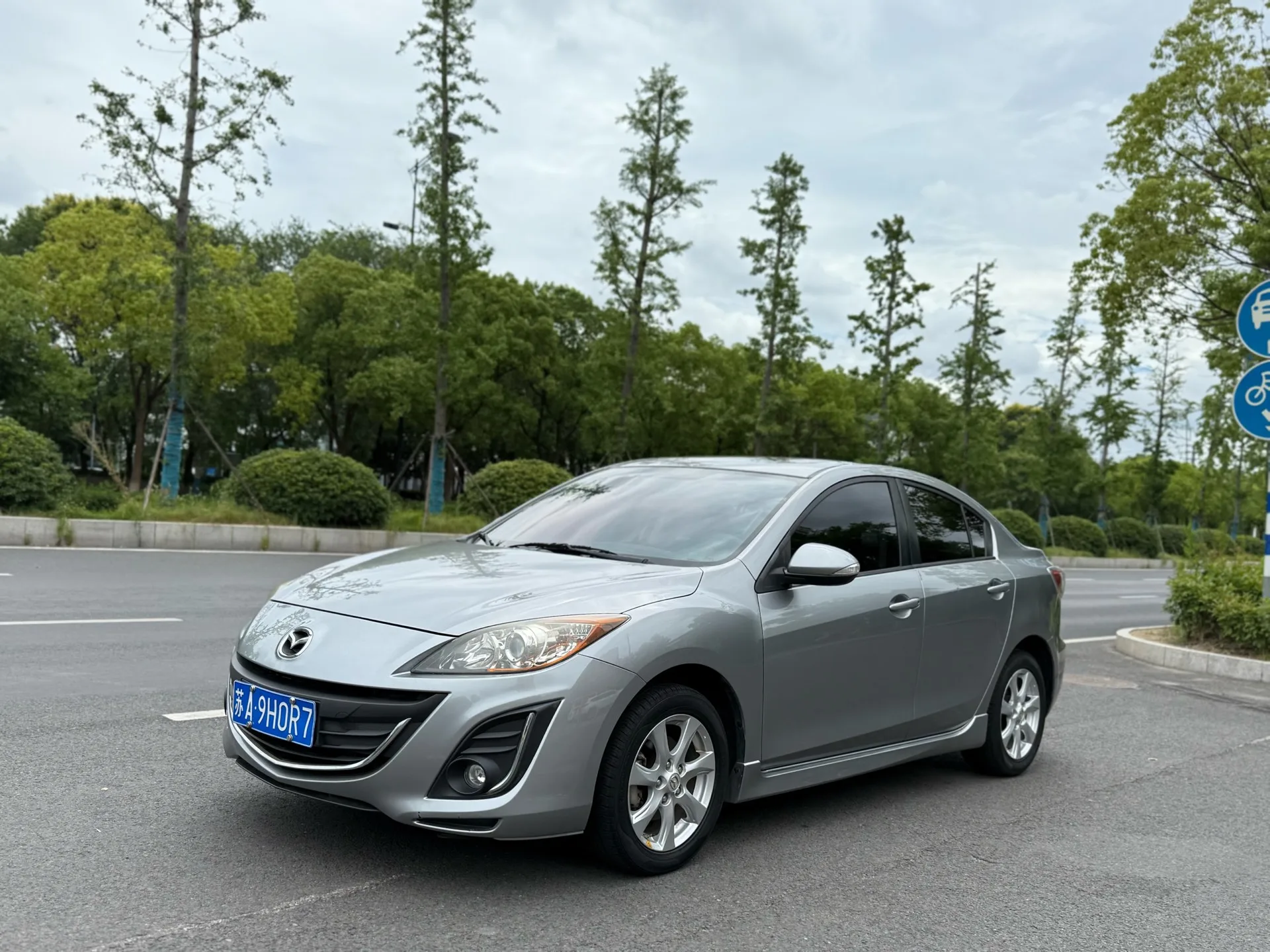 2015 Mazda3 Star Edition, Sedan, 2.0L, Automatic, Sport Trim