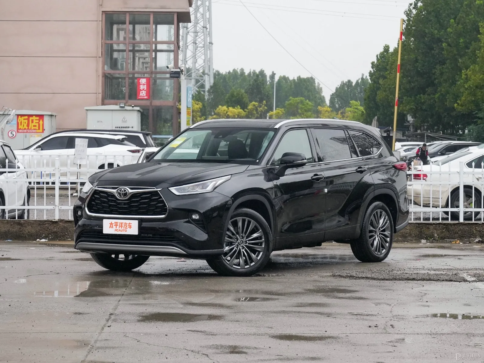 GAC Toyota Highlander Gasoline Ultimate Edition — Modified new car for export from China (listing thumbnail)