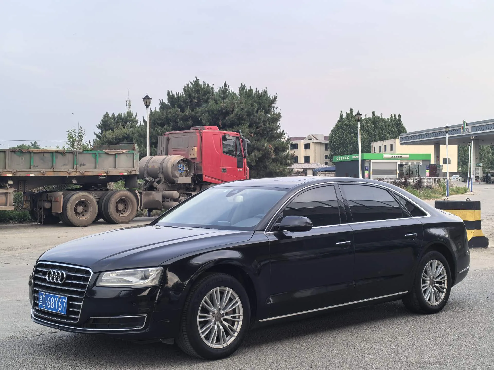 2014 Audi A8 A8L 45 TFSI quattro Comfort
