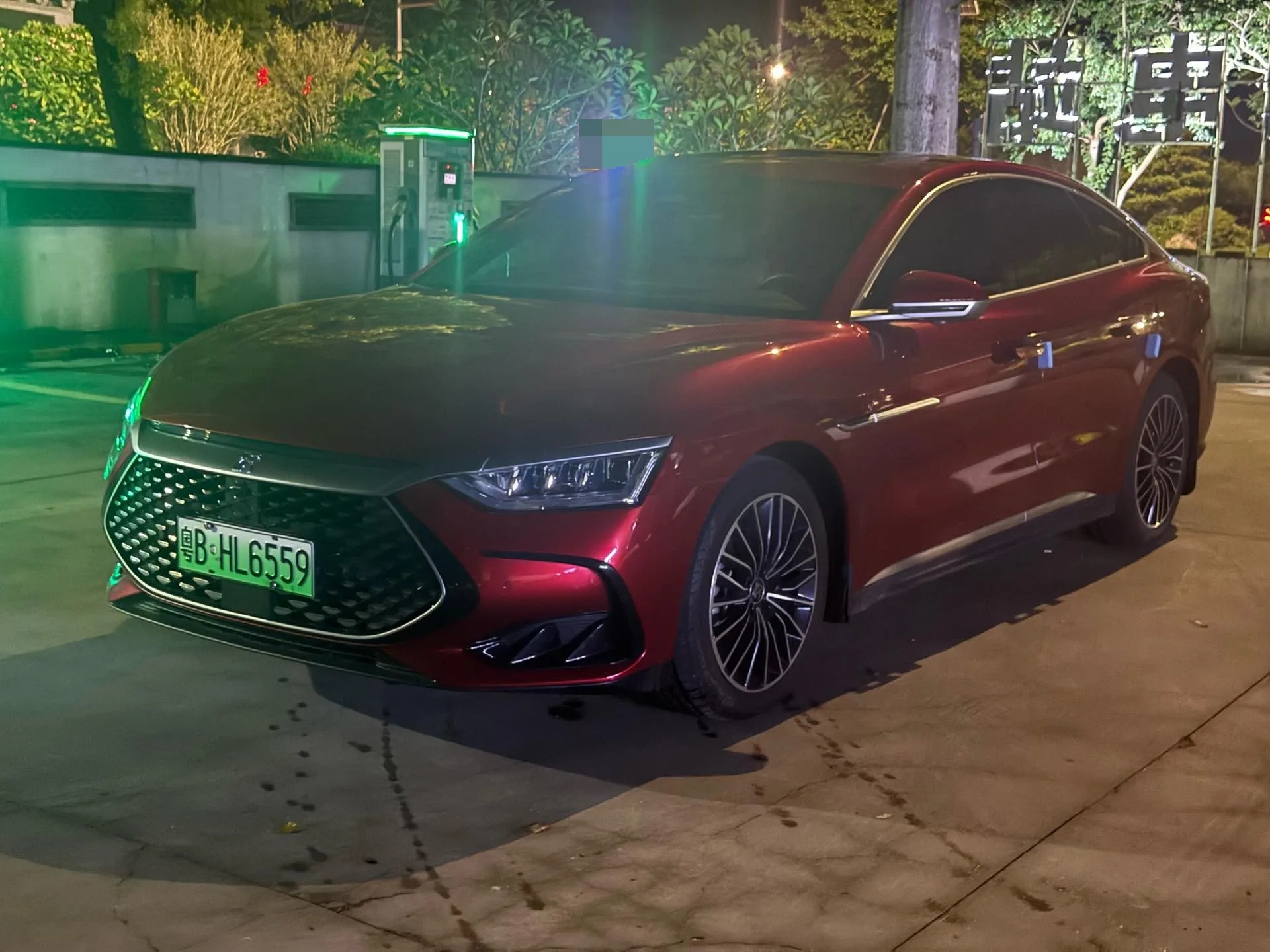 Han 2022 DM-i 121KM Premium Edition
