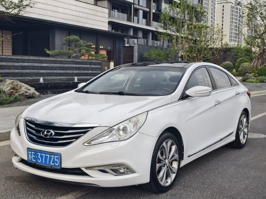 2014 Sonata 2.4L Automatic Luxury Edition (China V)