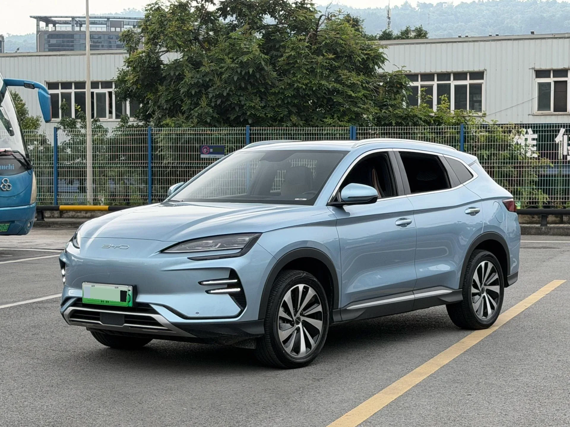 BYD 2023 Song PLUS EV Champion Edition 520KM Luxury Model, Automatic Transmission