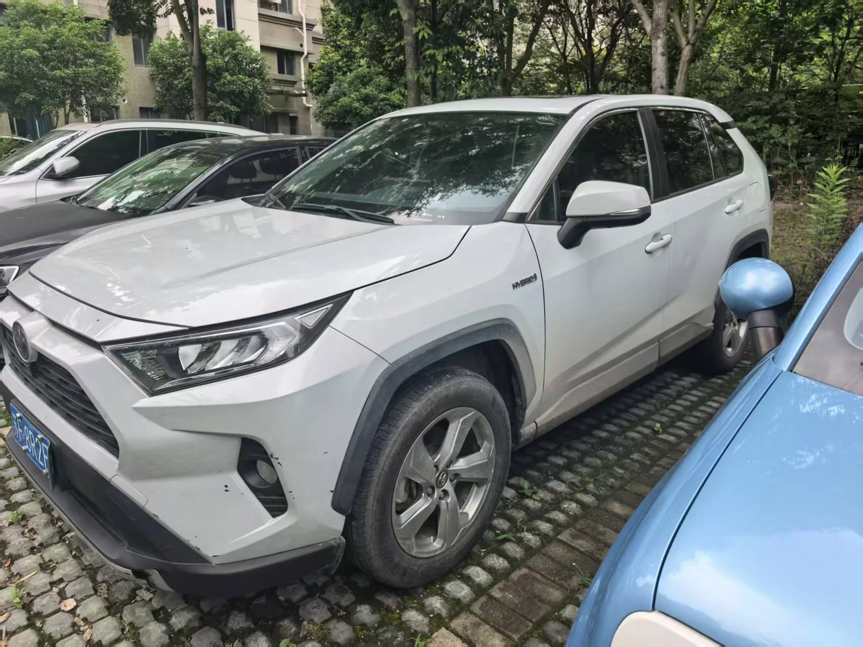 2020 Перейти к пункту 4 Гибридный 2,5 l вариатор 2WD Элита Версия