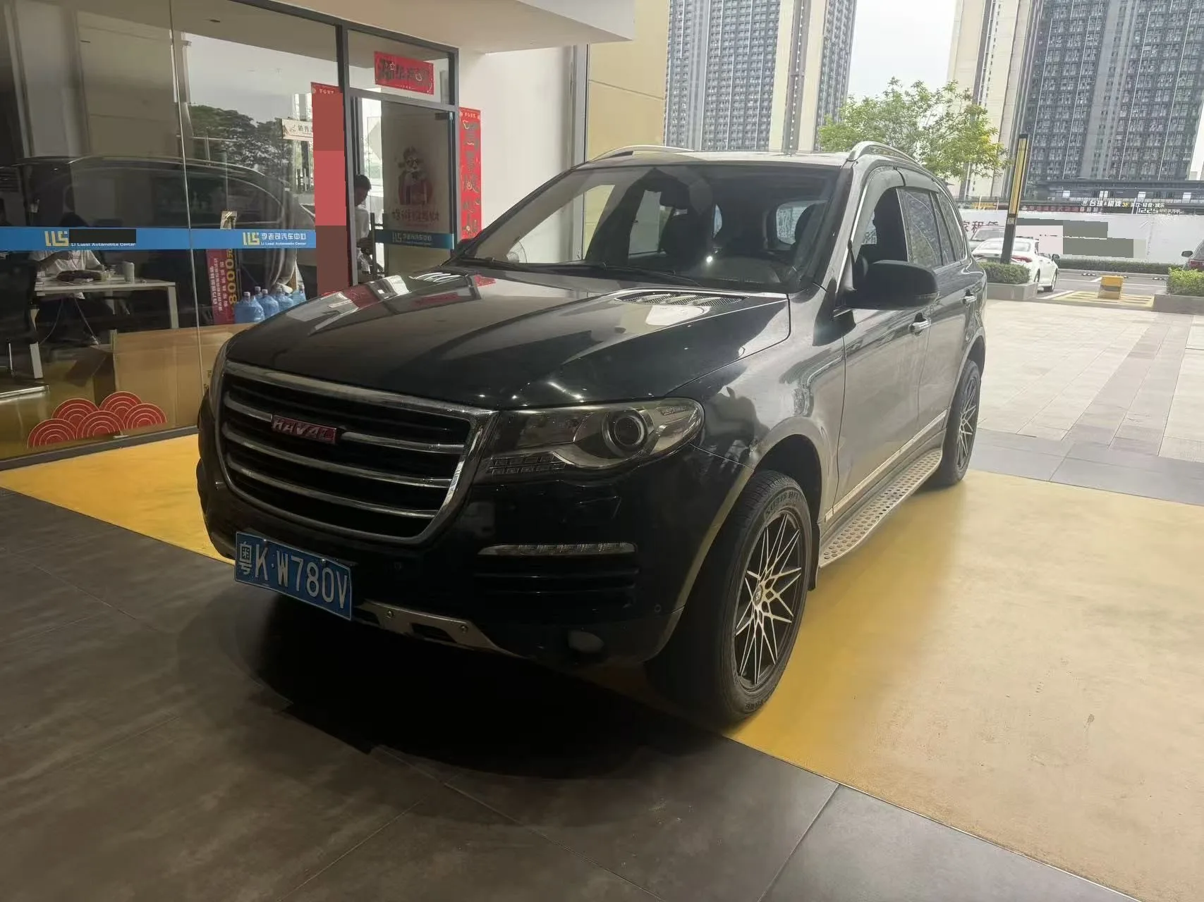 Haval H8 2015 2.0T Two-Wheel Drive Luxury Edition