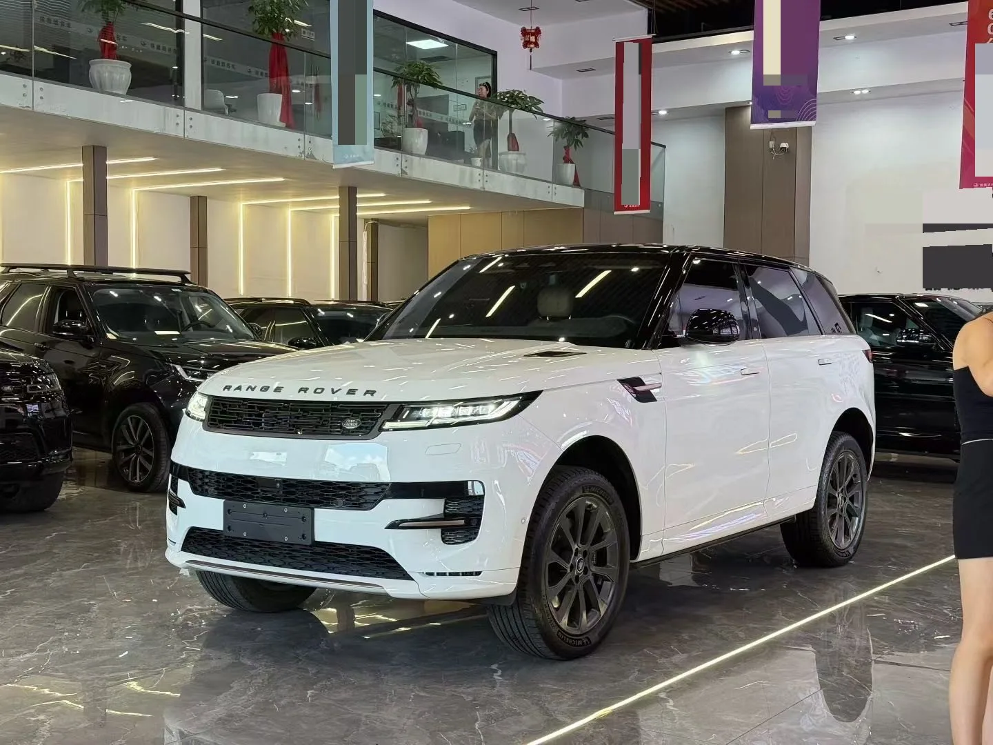 Range Rover Sport 2023 3.0 L6 P400 Dynamic SE