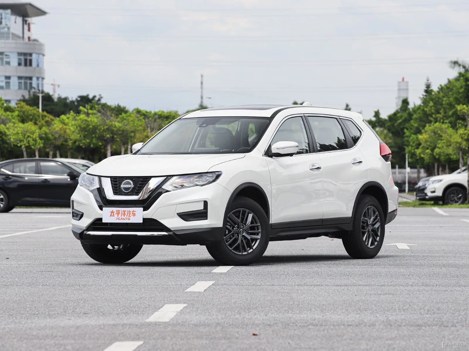 Nissan X-Trail Honor 2WD Lead Edition — Authorized new car for export from China (listing thumbnail)