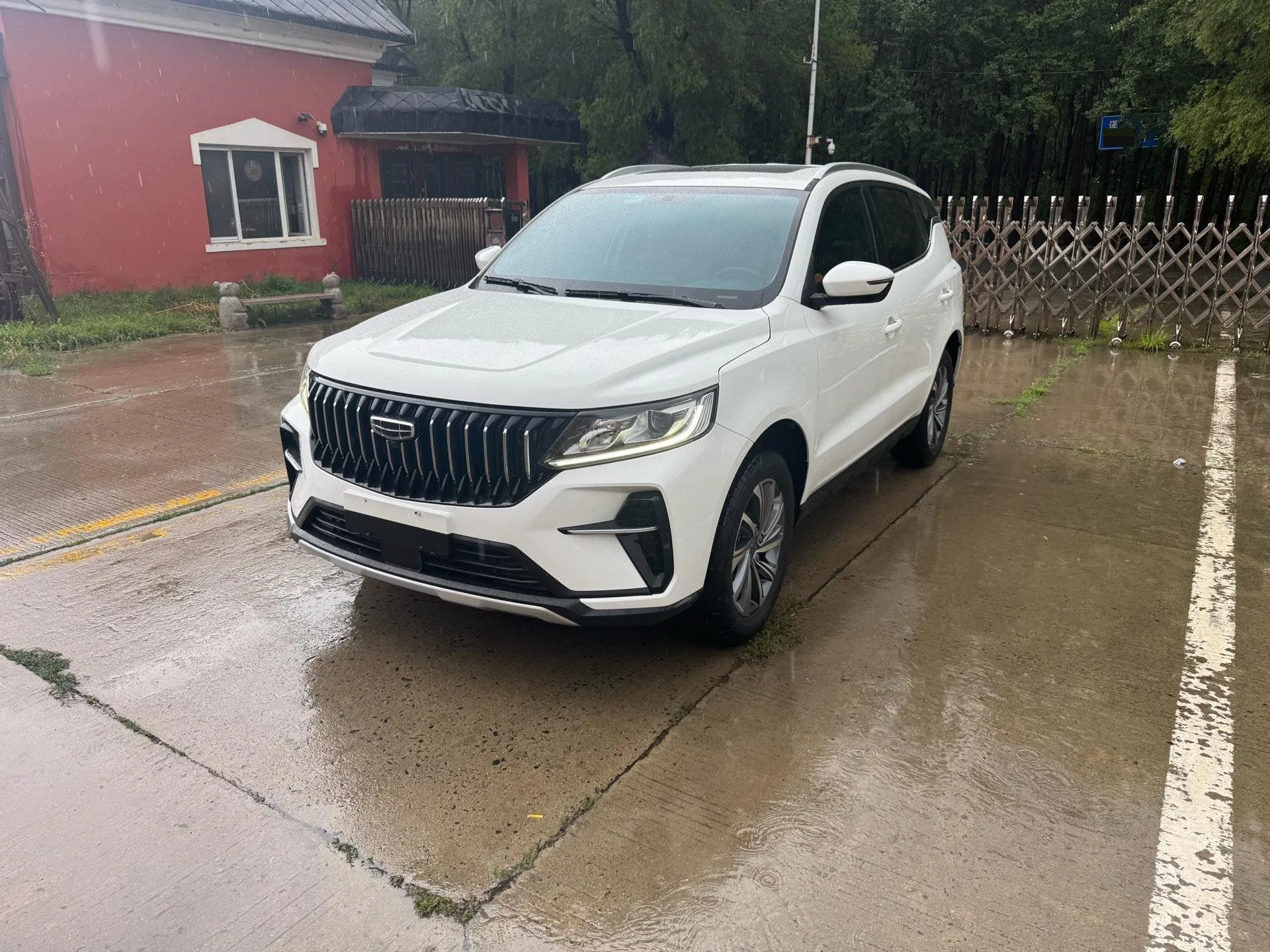 Geely Vision X6 2021 PRO 1.4T Automatic Premium Edition