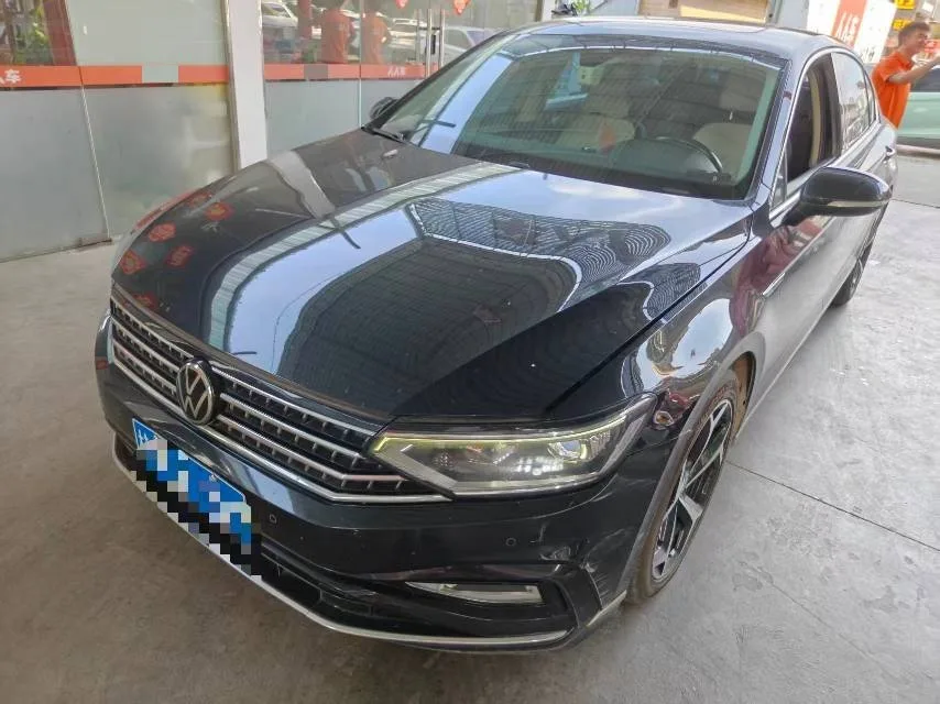 2022 Volkswagen Passat 330TSI DSG Basic Model