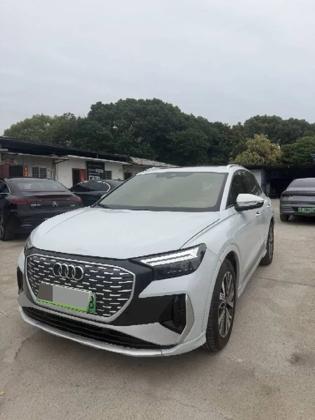 Audi Q4 e-tron 2022 model 40 e-tron Launch Edition